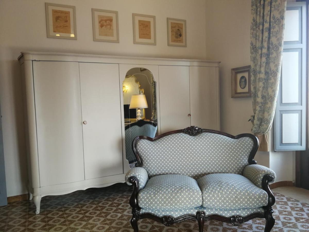Villa Chiarenza Maison D'Hotes Giardini-Naxos Buitenkant foto
