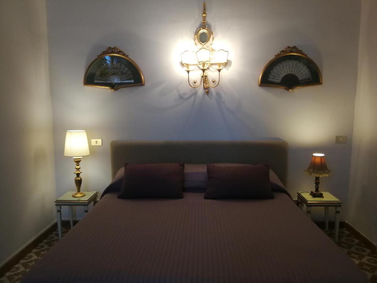 Villa Chiarenza Maison D'Hotes Giardini-Naxos Buitenkant foto